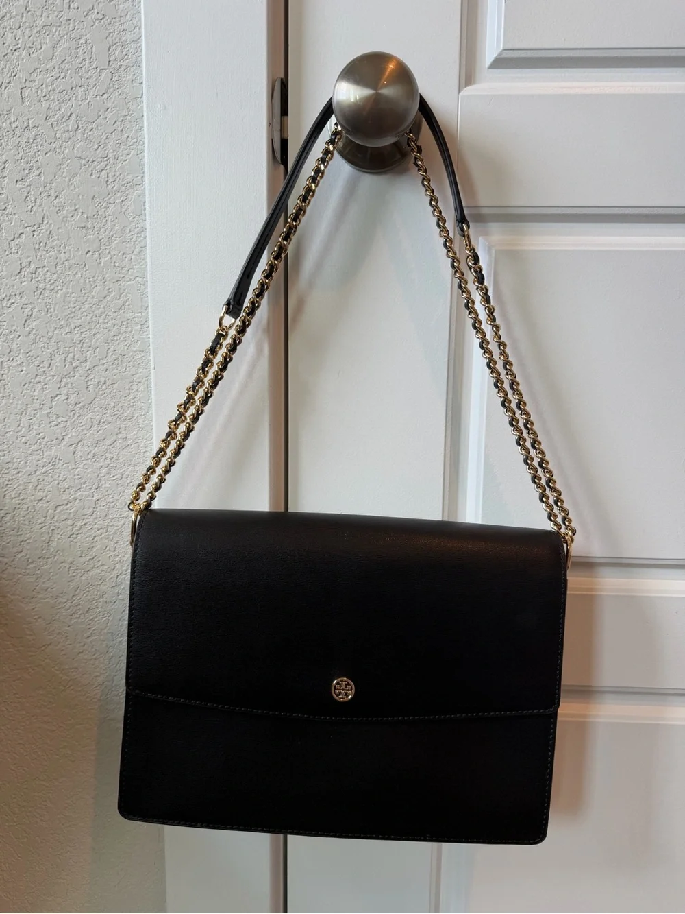 Tory Burch Black Leather Shoulder Bag with Gold Chain Strap